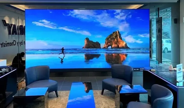 Customized Ultra Wide Interior LED Video Wall