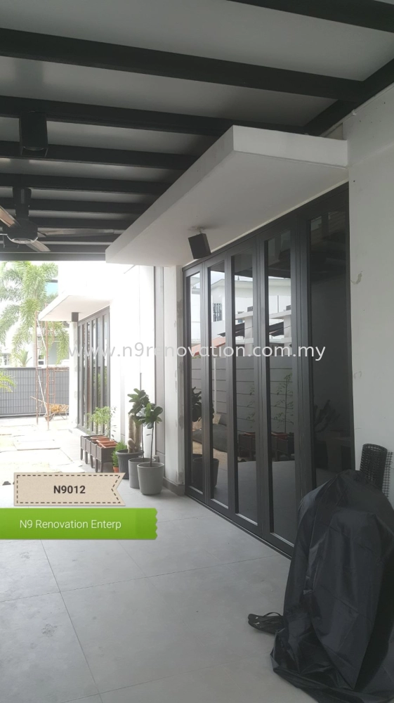 Aluminum Folding Door