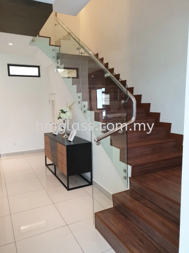 Staircase & Balustrade