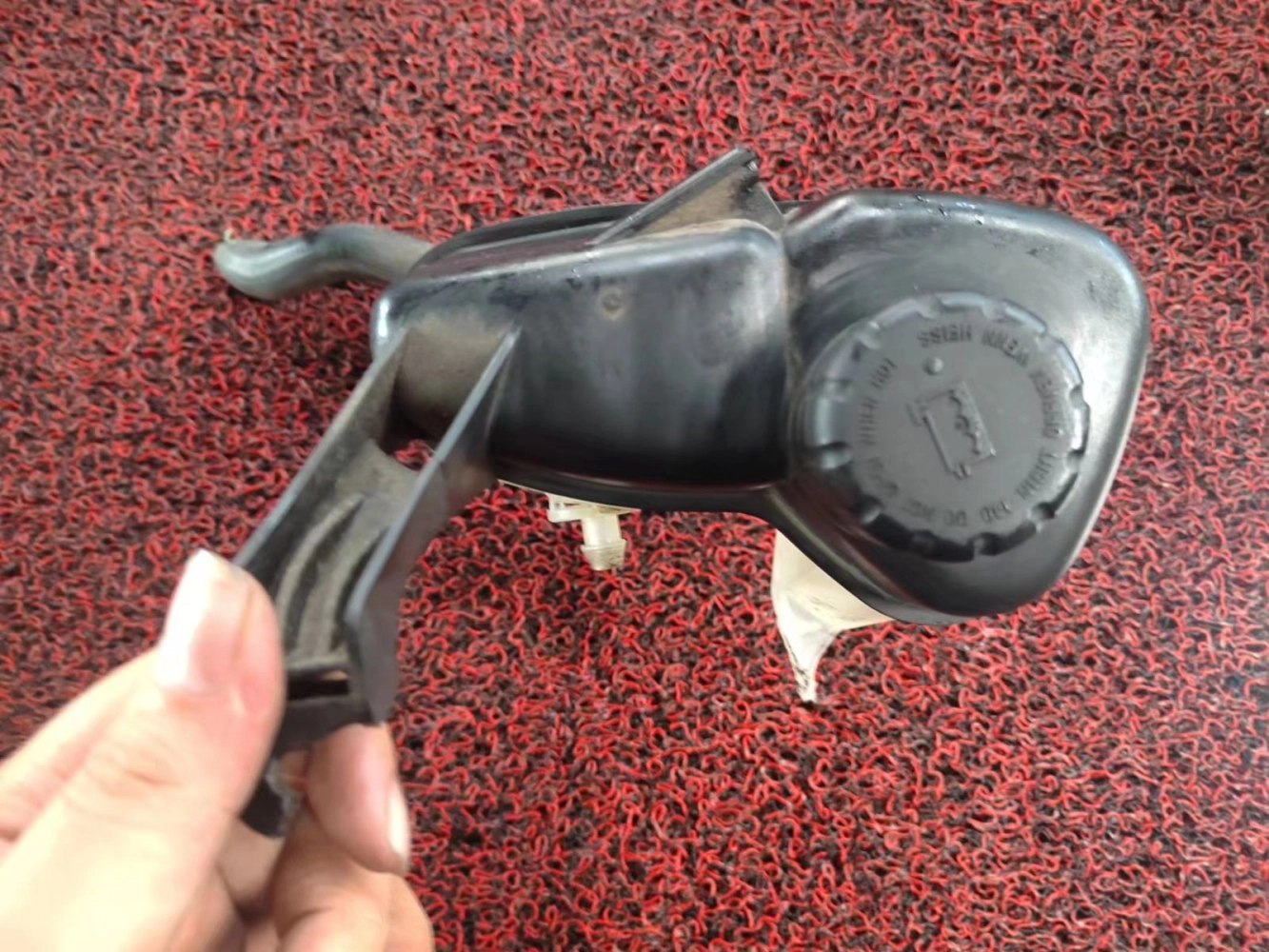 MERCEDES BENZ A266 WATER PUMP TANK