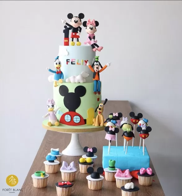 Mickey Cake