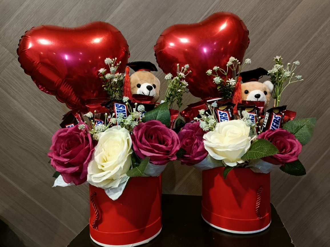 A Graduation Chocolate & Flower Box
