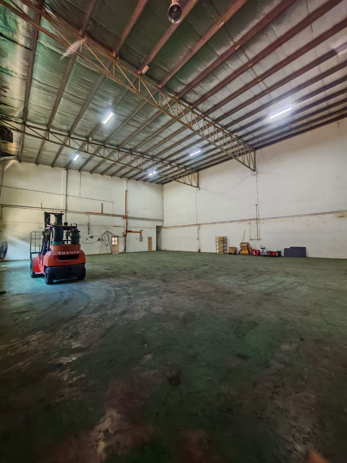 Taman Perindustrian Cemerlang – 1.5 Storey Semi-Detached Factory for Sale