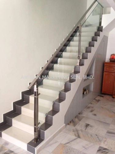 handrail tempered glass klang,setia alam,shah alam,cyberjaya,damansara,petaling jaya,bentong,dengkil,banting,jenjarom,subang,puchong