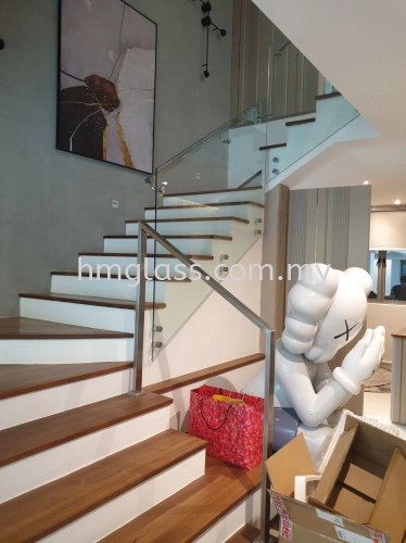 Staircase & Balustrade