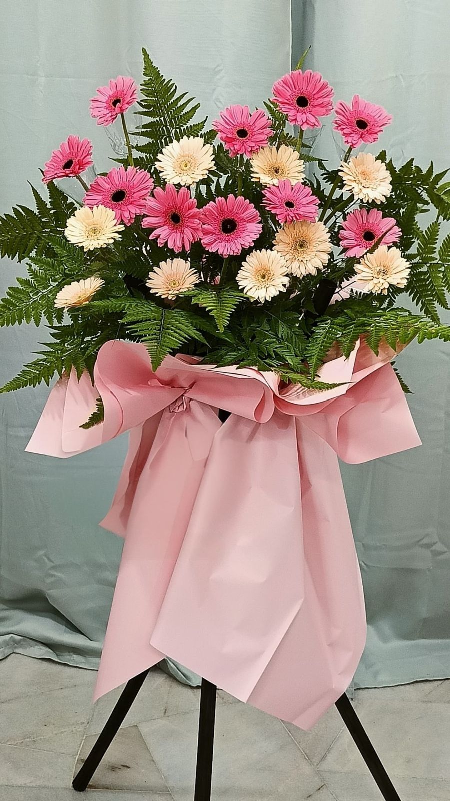 Grand Opening Fresh Flower Stand F26