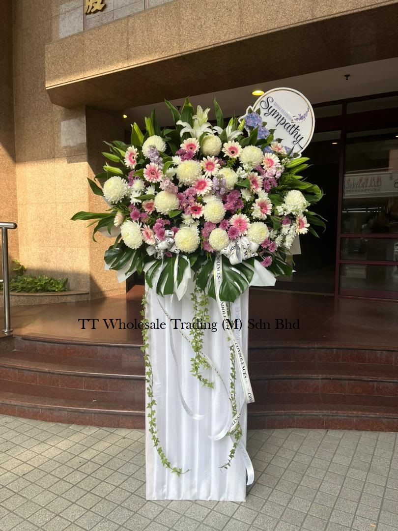Condolences & Sympathy Flower Stand – Memorial Tribute for Funerals & Services (C014)