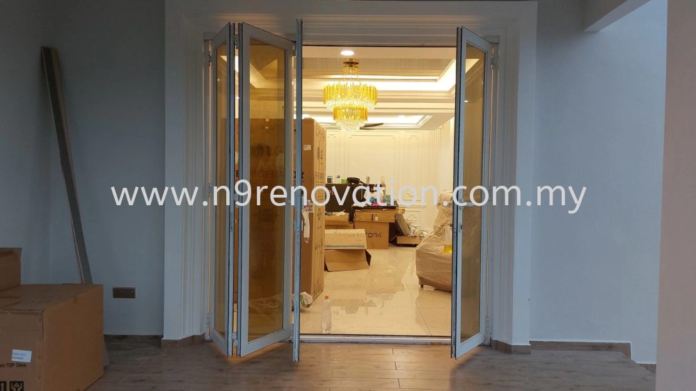 Aluminum Folding Door