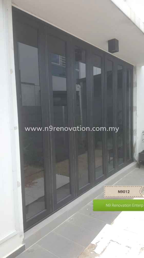 Aluminum Folding Door