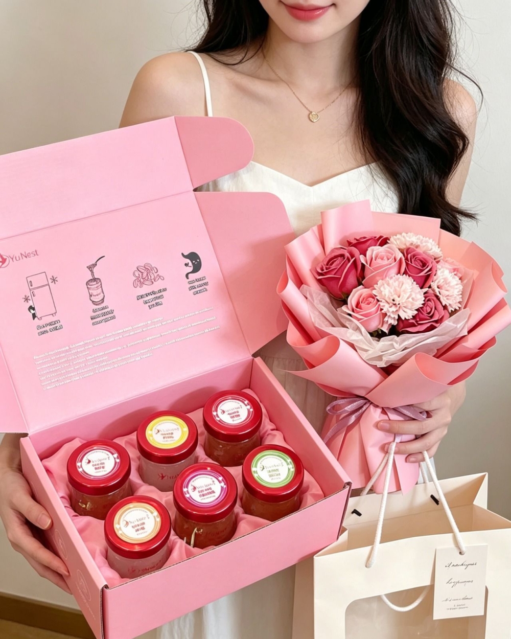 Carnation bouquet Gift Box 75ml 4g Bird's Nest x 6 Bottle 康乃馨礼盒 x 6 罐燕窝