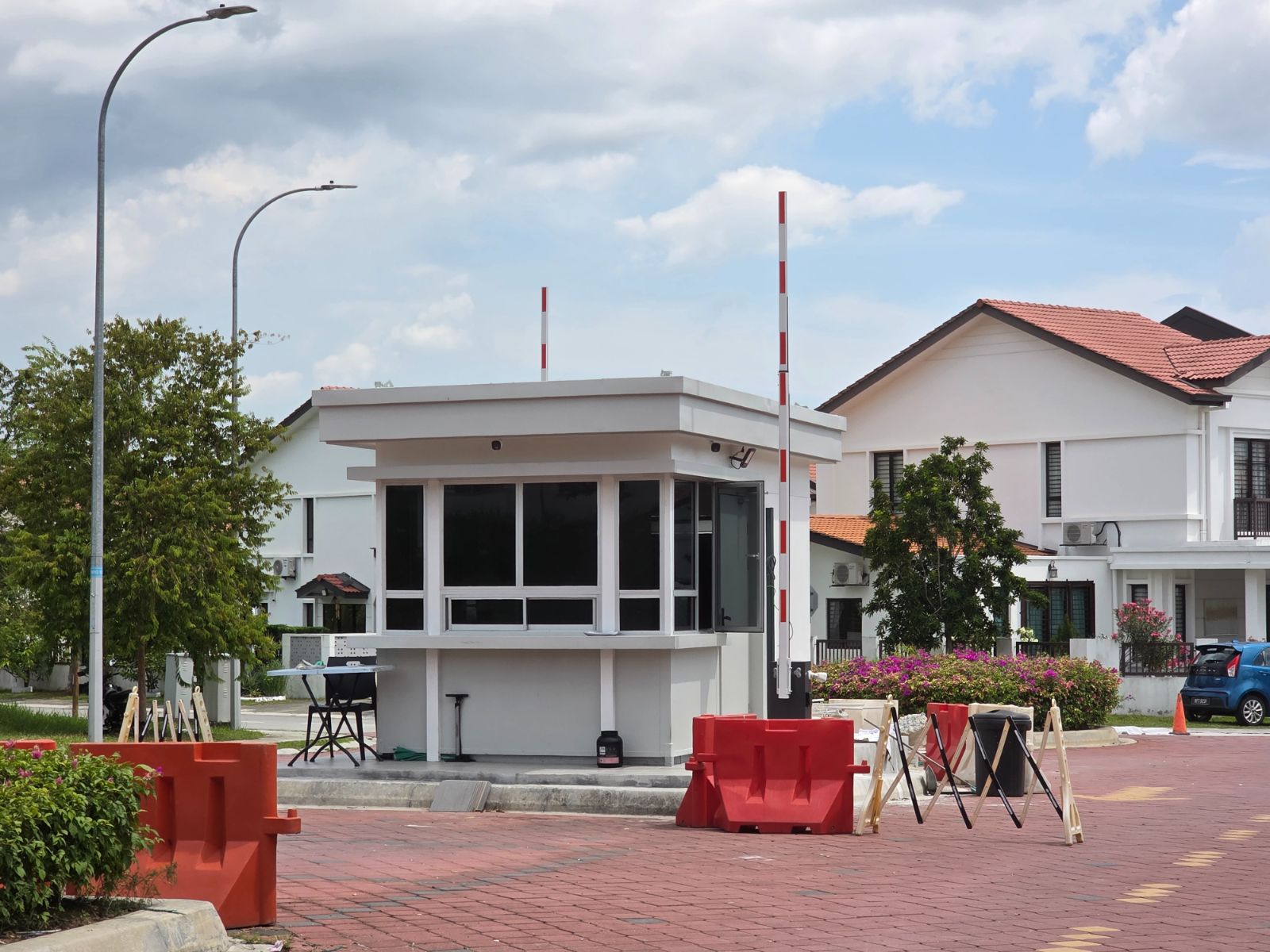 Heavy Duty Security Guard House Cabin Container manufacturer and supplier Malaysia - SP Custom made Project