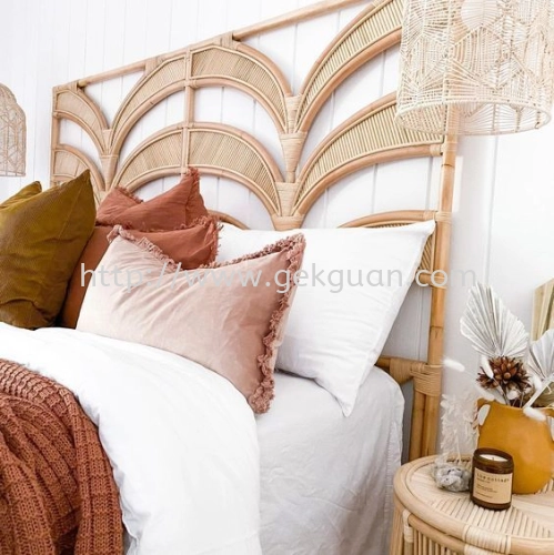 RH 016 - RATTAN HEADBOARD