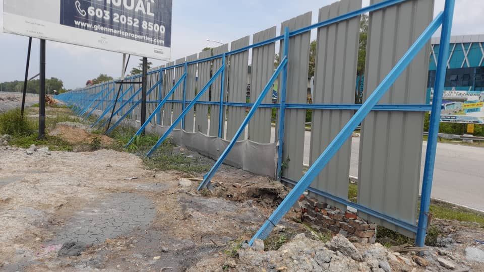 Metal Hoarding Structure