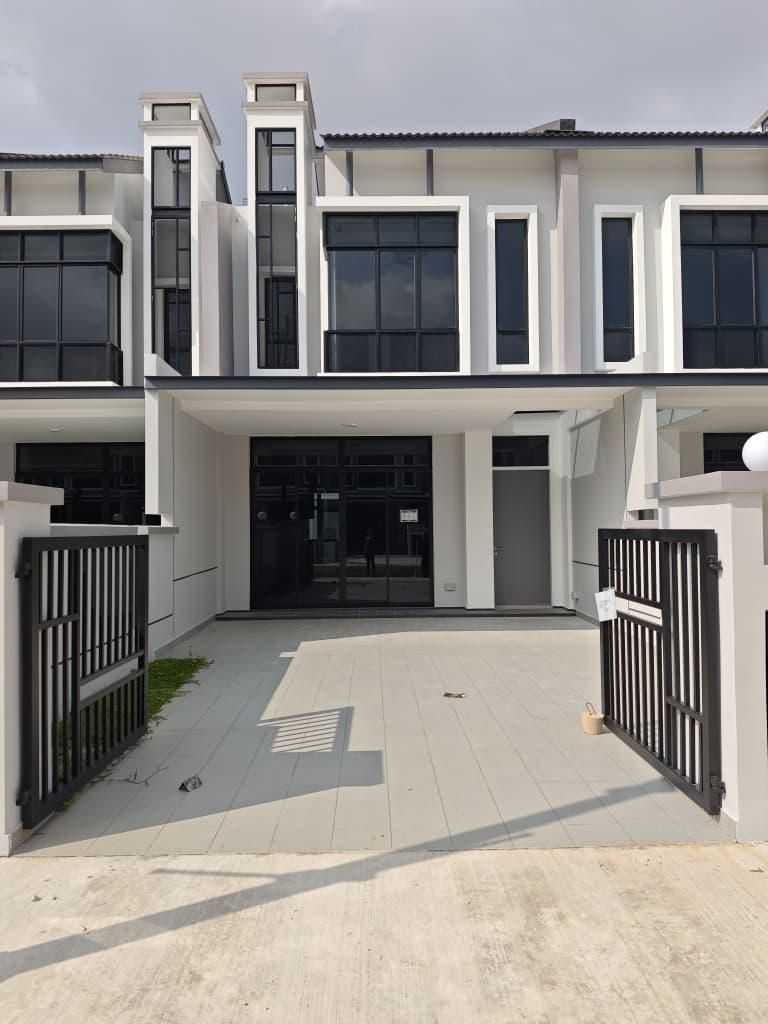[FOR RENT] Taman Setia Eco Cascadia Double Storey Terrace House 4bed Nice Design Johor Bahru
