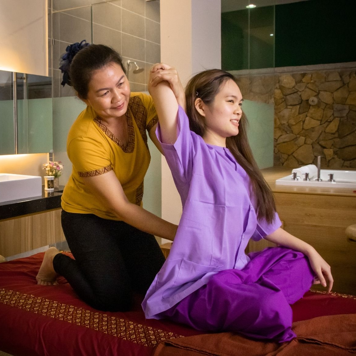 Pusat Kesihatan Totalpro | Thai Massage