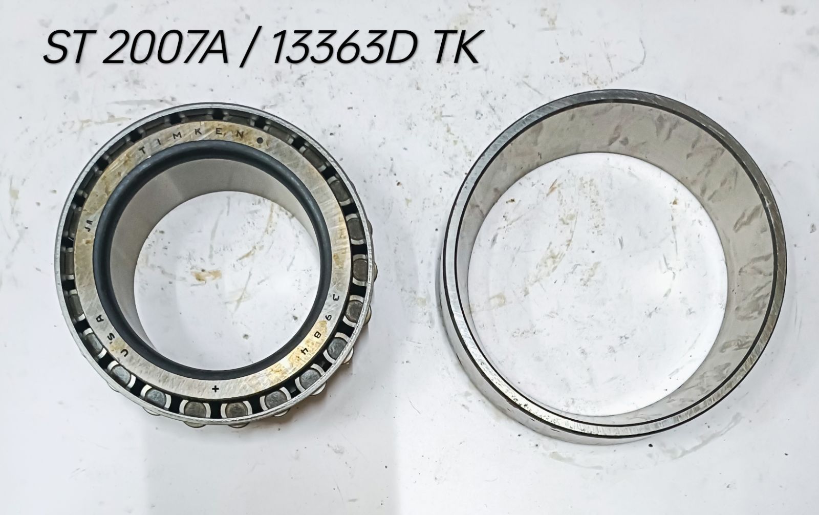 ST 2007 A / 13363 D /  3984/20  TAPPER  BEARING  (TIMKEN)