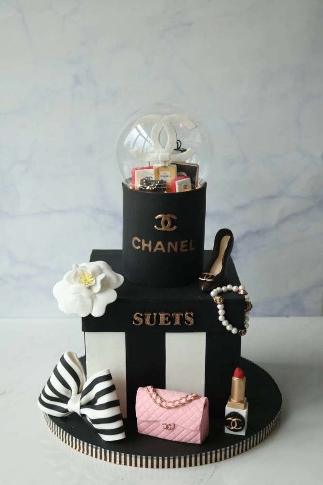 Chanel Globe Cake