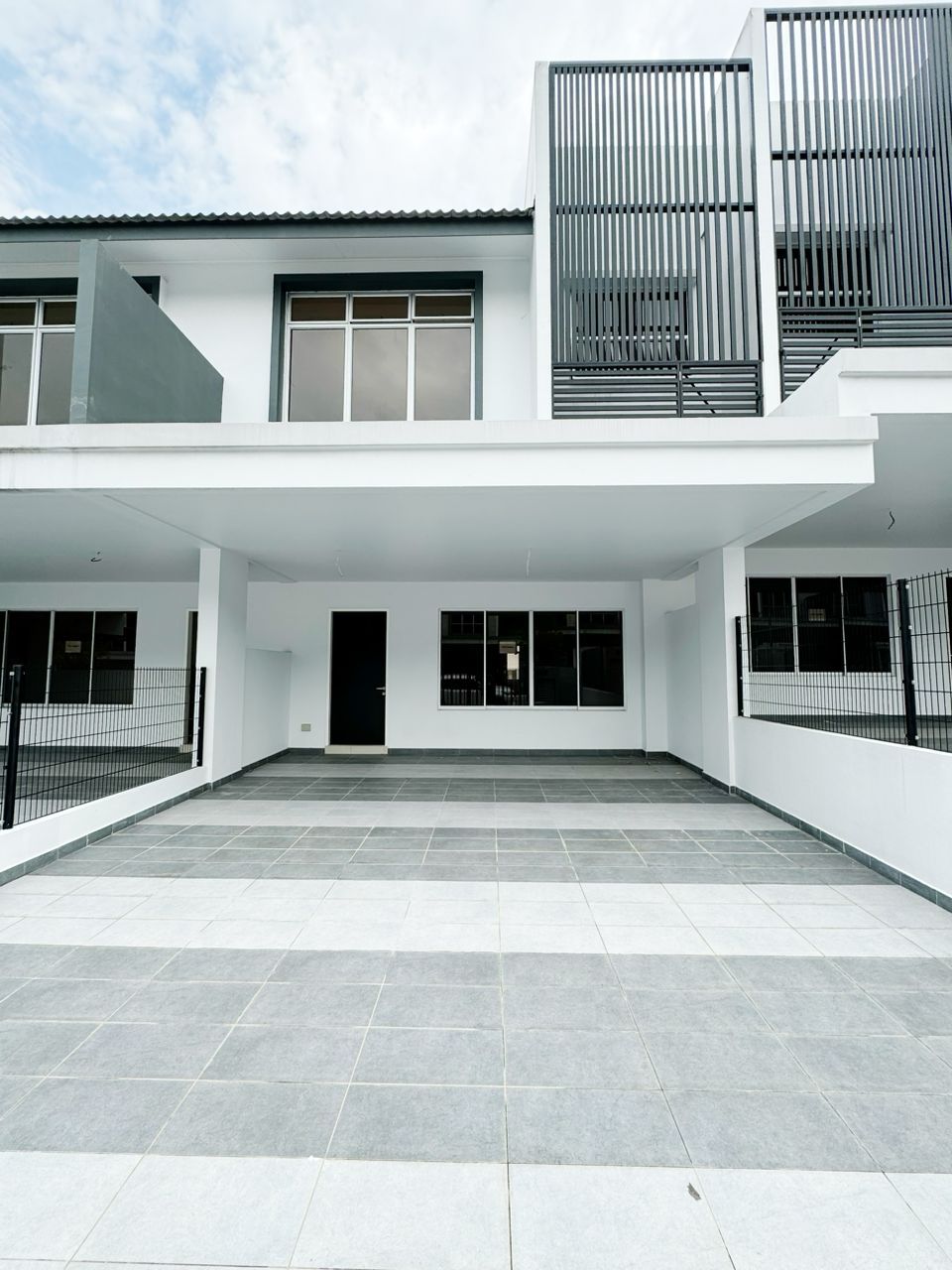 Iconia @ Impian Emas – Brand New Double Storey Home For Sale / Rent