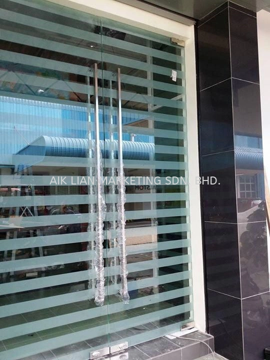 OFFICE GLASS DOOR MAKER AT DAMANSARA, BALAKONG, SUNGAI BULOH, SUBANG JAYA, SELANGOR