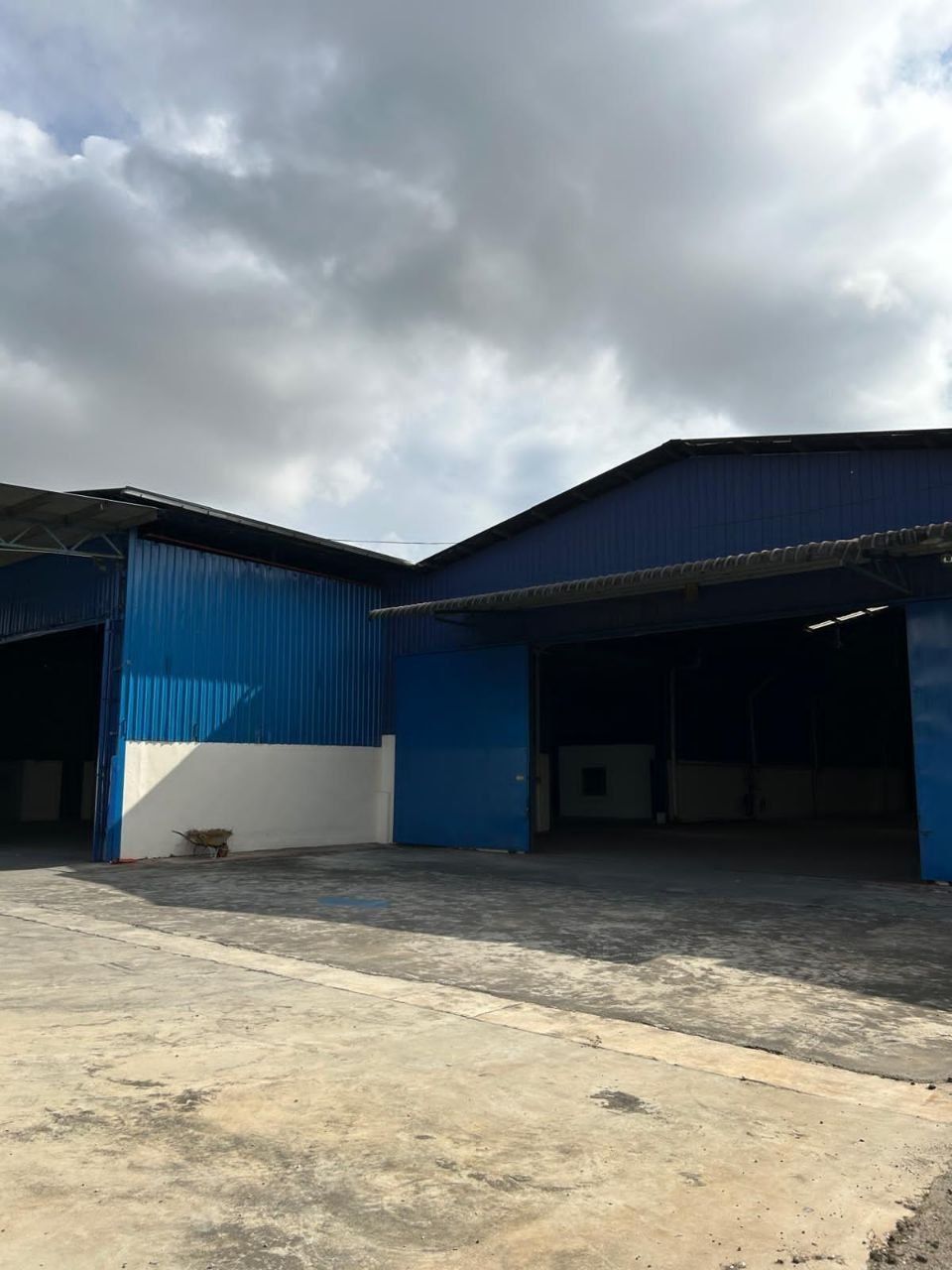 Kampung Seelong Jaya @2 Units Adjoining Warehouse FOR RENT