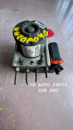 MITSUBISHI GRANDIS 4670A076 ABS PUMP USED JAPAN