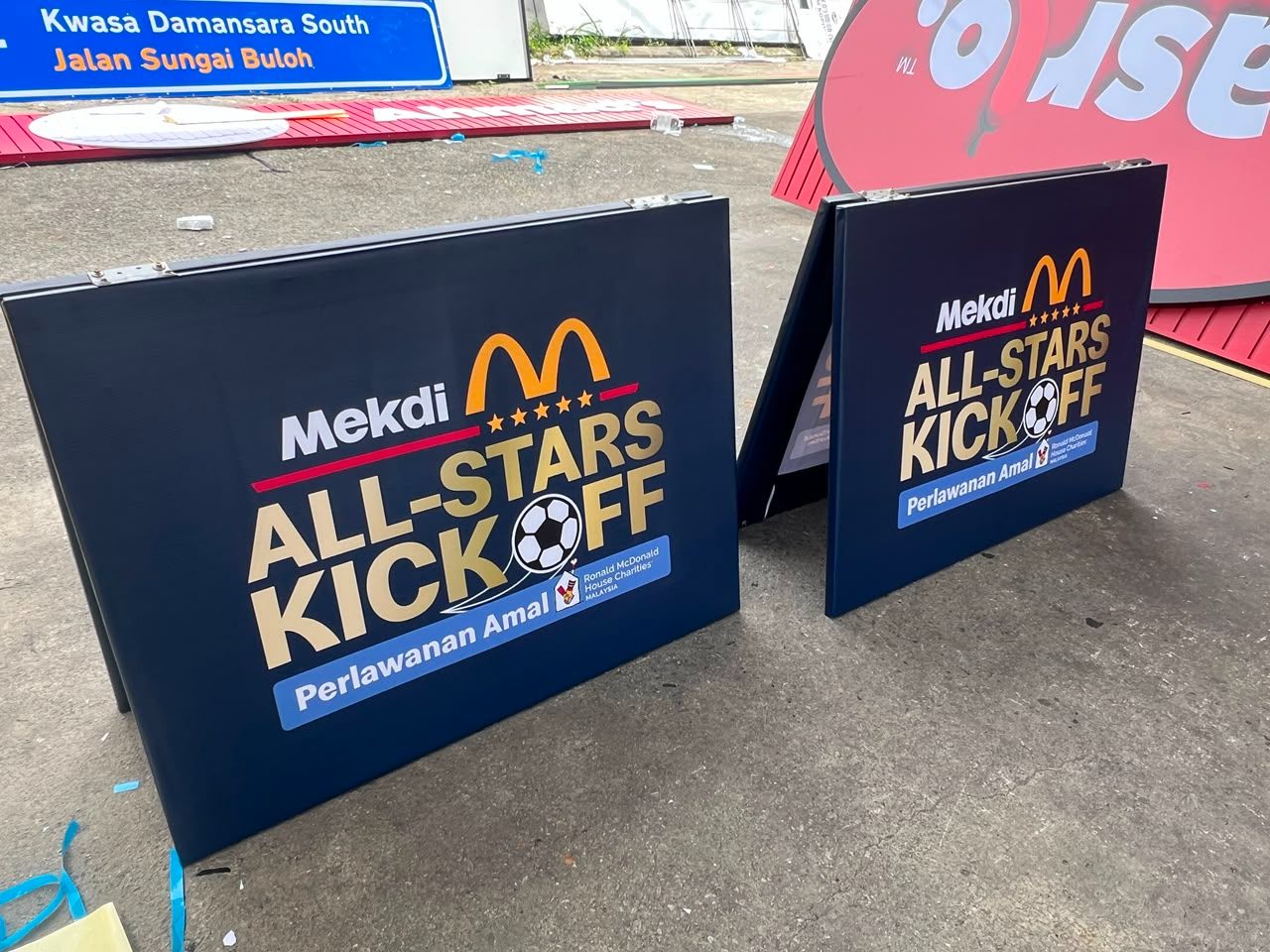 A-BOARD STAND DISPLAY