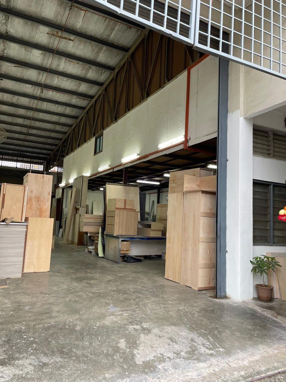 Taman Daya, Jalan Bertam @1.5 Storey Factory FO RENT