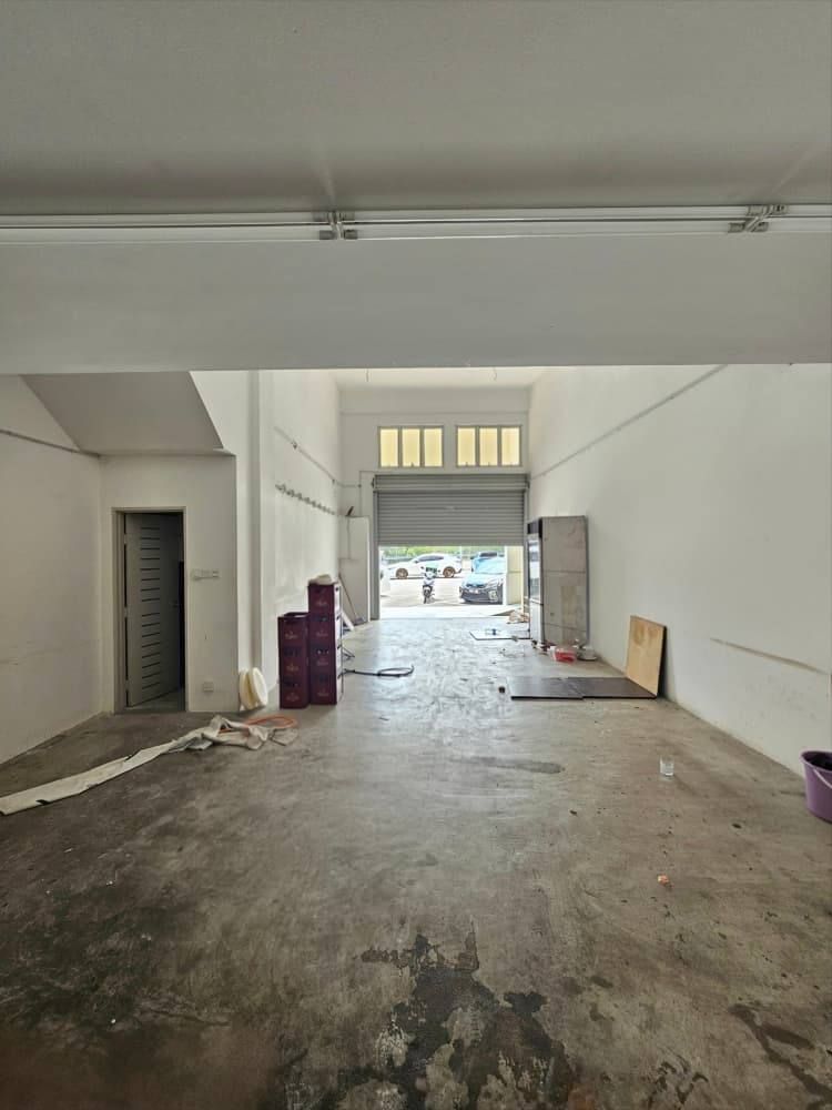 Austin Heights , NanYang @ Double Storey Shoplot FOR RENT