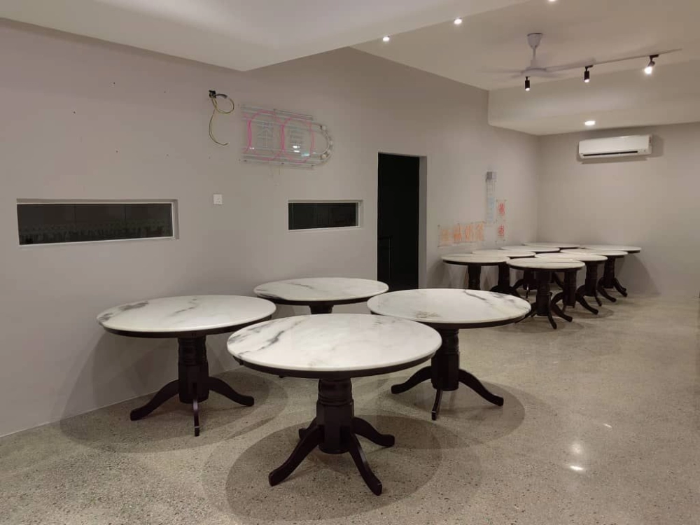 Marble Design Table Top | Round Dining Table | Solid Wood Cafe Dining Stool | Cafe Furniture | Penang | Kedah | Perak | Selangor | Pahag | Perlis | Johor