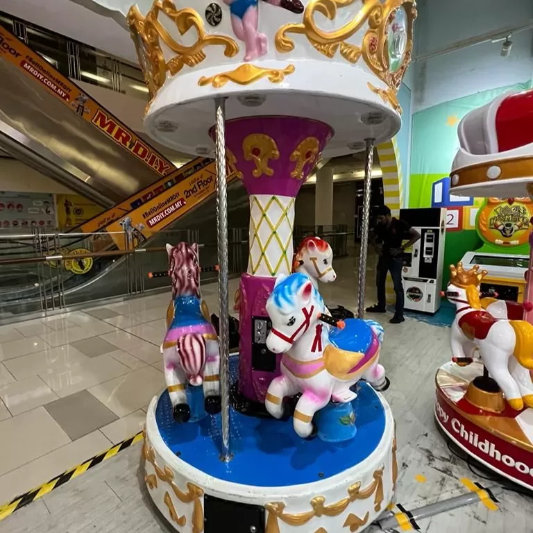 3 Seaters Carousel