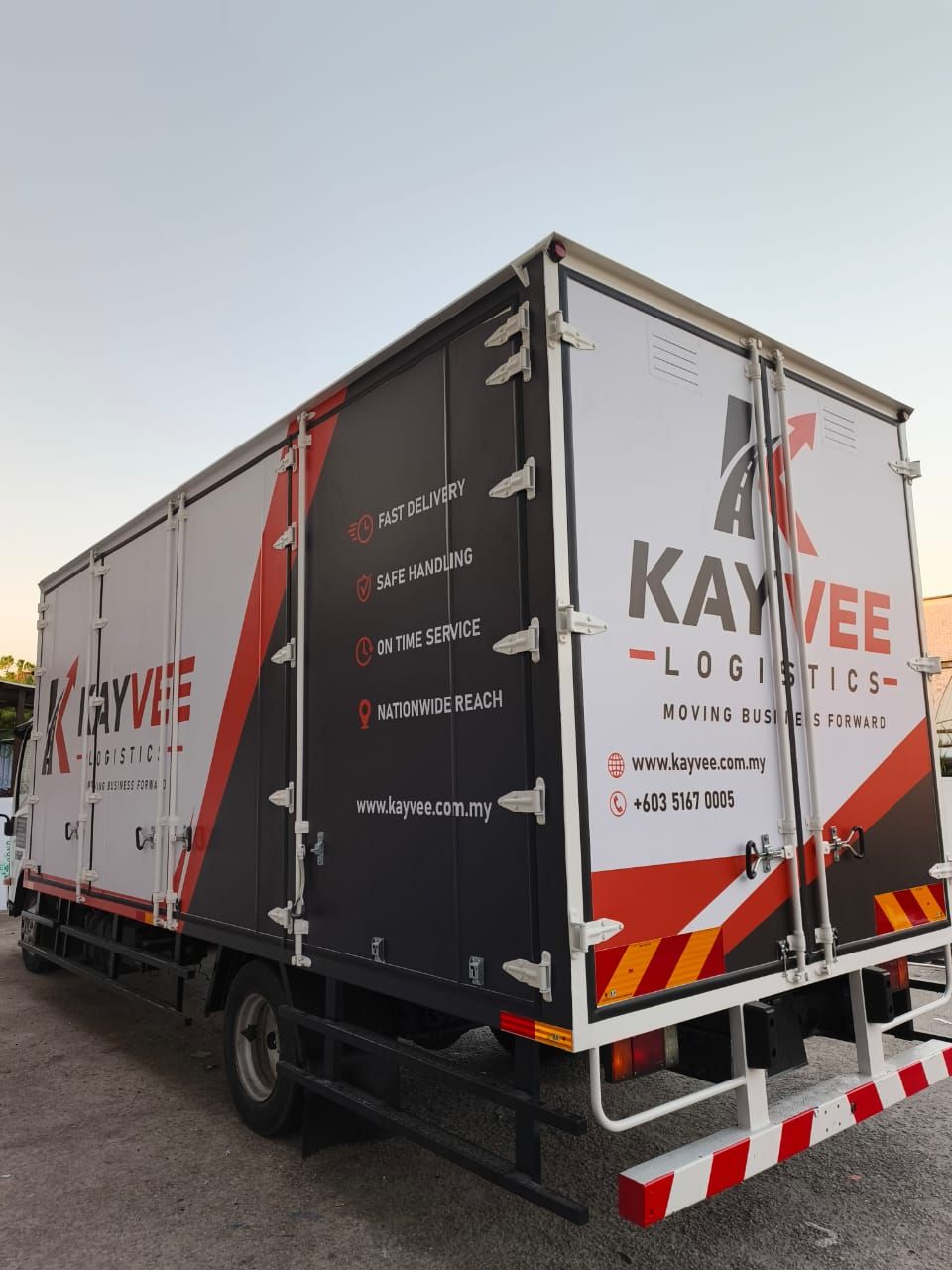 Business Visibility Solutions | Professional Delivery Truck Graphics Expert at George Town, Kulim & Lumut