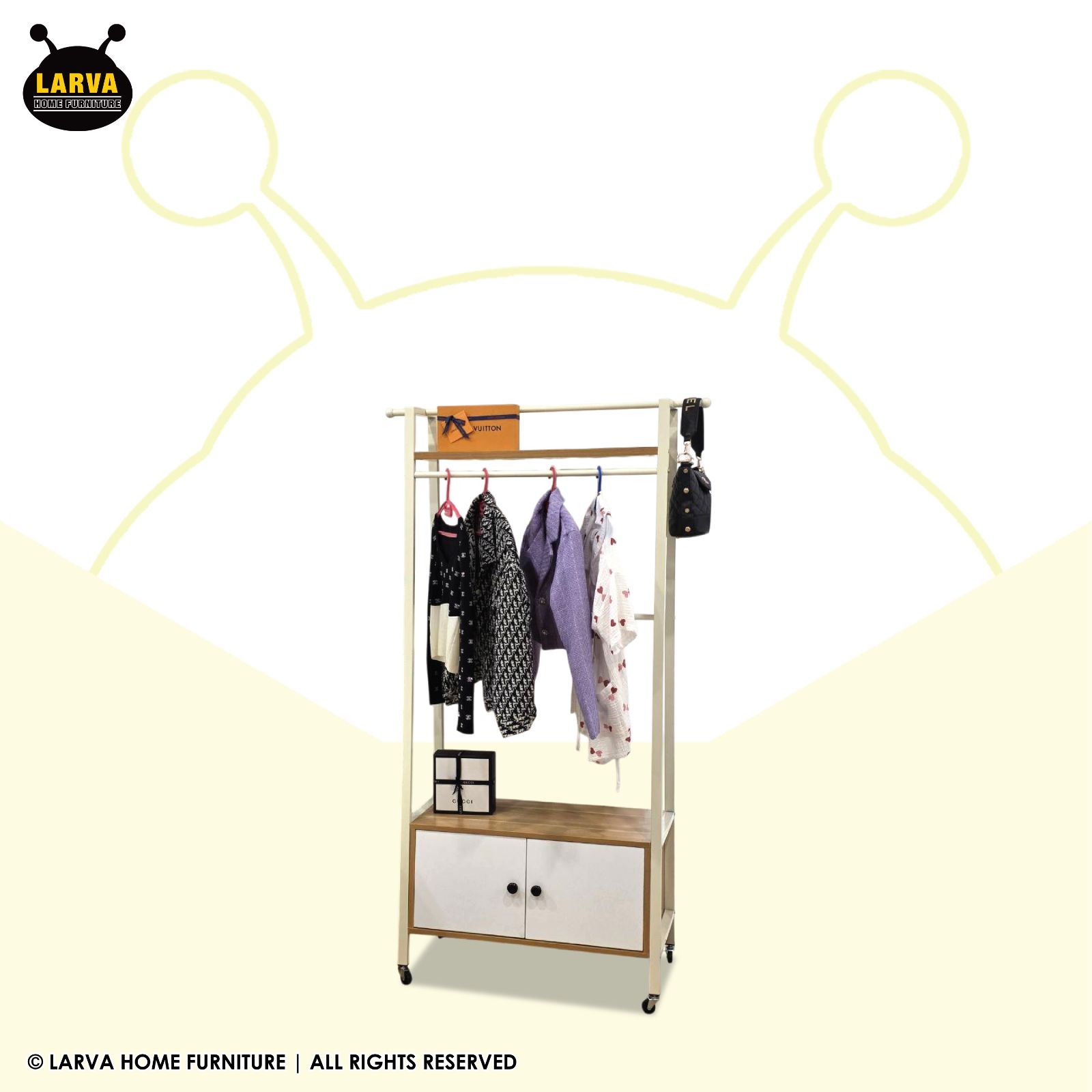 Hoel Cloth Hanger