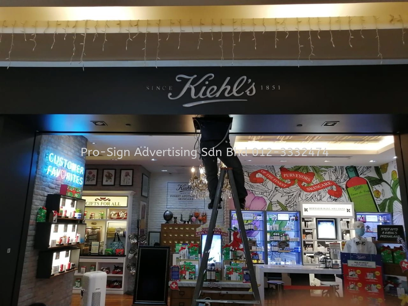 GLASS TUBE NEON SERVICE (KEIHLS' , 2021, BANGSAR)