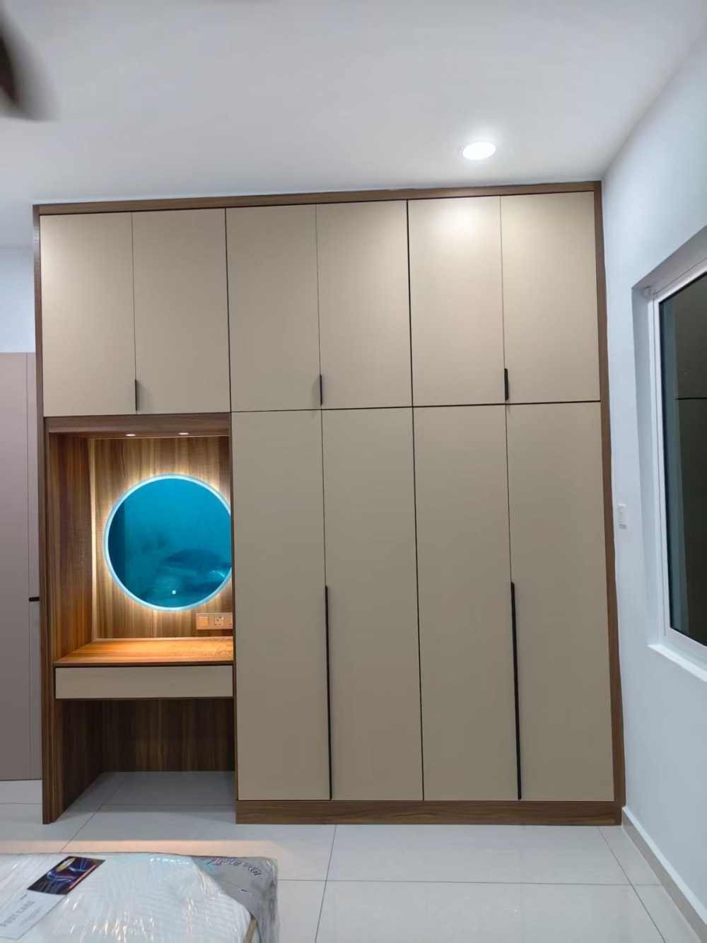 Floor-to-Ceiling Custom Wardrobe | Custom Wardrobe & TV Cabinet Malaysia | Custom Size, Design, Professional Installation | Penang, Kedah, Georgetown, Tanjong Tokong, Batu Feringghi, Kulim, Lunas, Bertam, Sungai petani