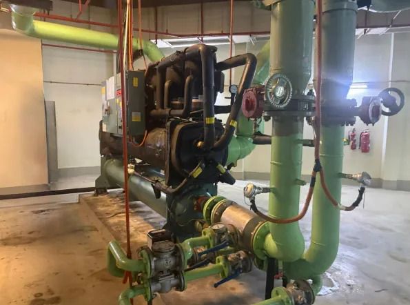 Industrial chiller replacement contractors