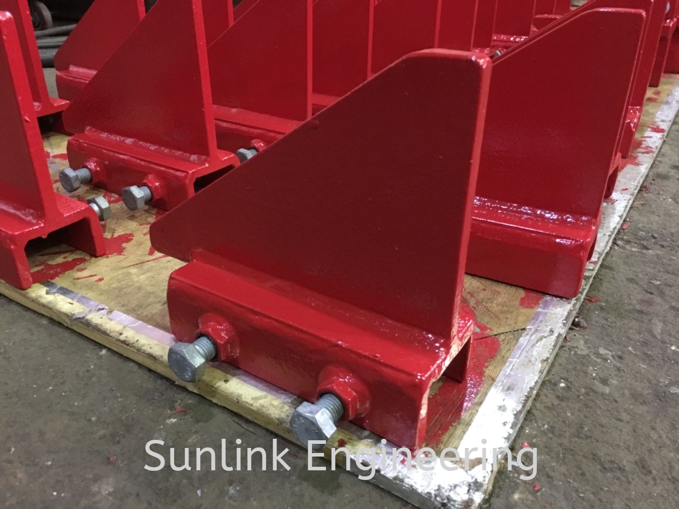 Custom Red Metal Stopper