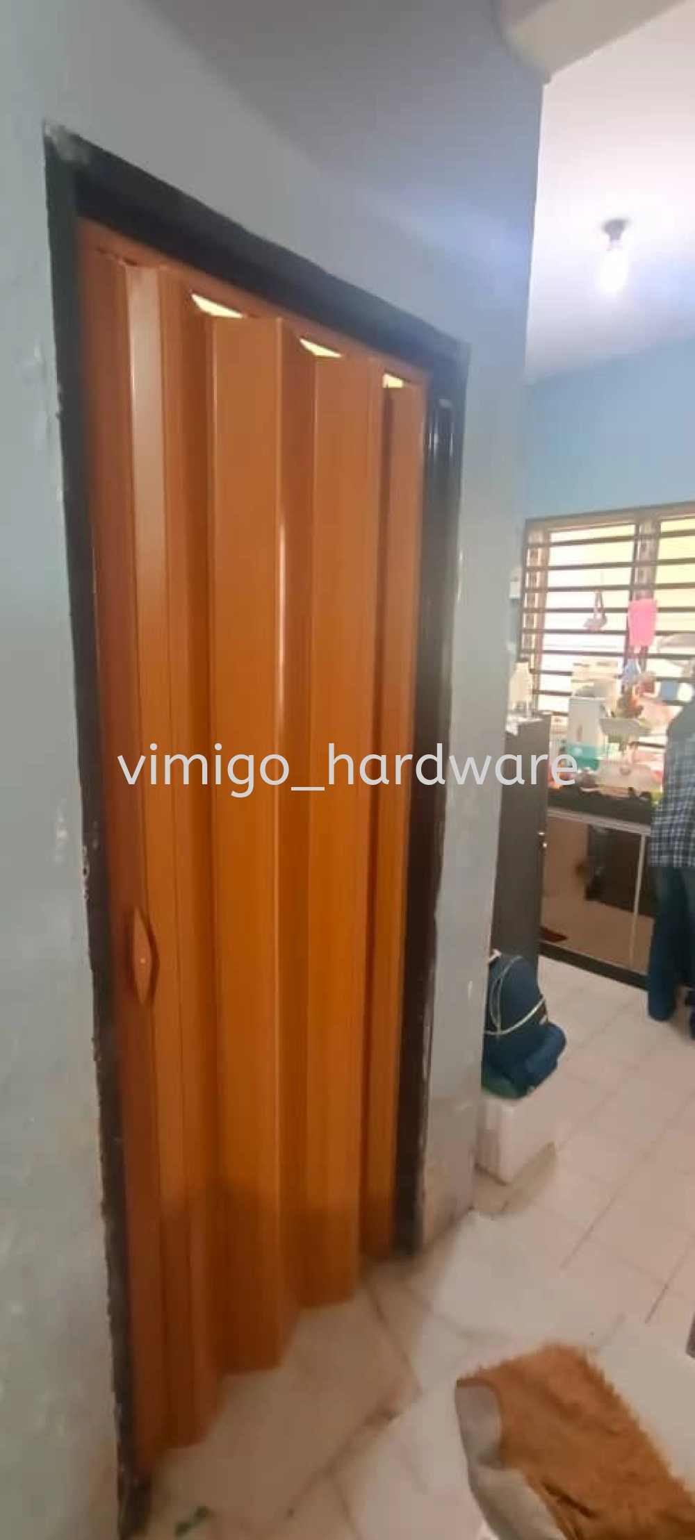 Pvc Pintu Lipat  Tandas 31" x 82" & 35" x 82"( Oak )