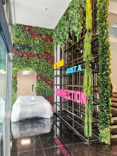 THL Artificial Vertical Garden