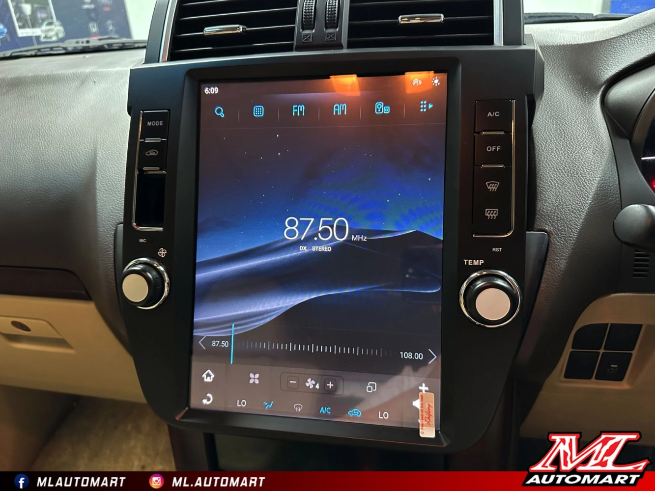 *NEW Toyota Land Cruiser Prado J150 2009-2018 Vertical Style Android Monitor (12.1")