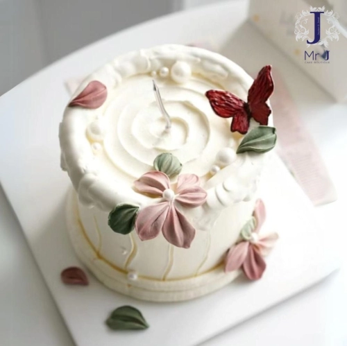 Flower Cream Cake | Women Cake | Birthday Cake - Hen Chen Food Industry Sdn. Bhd.