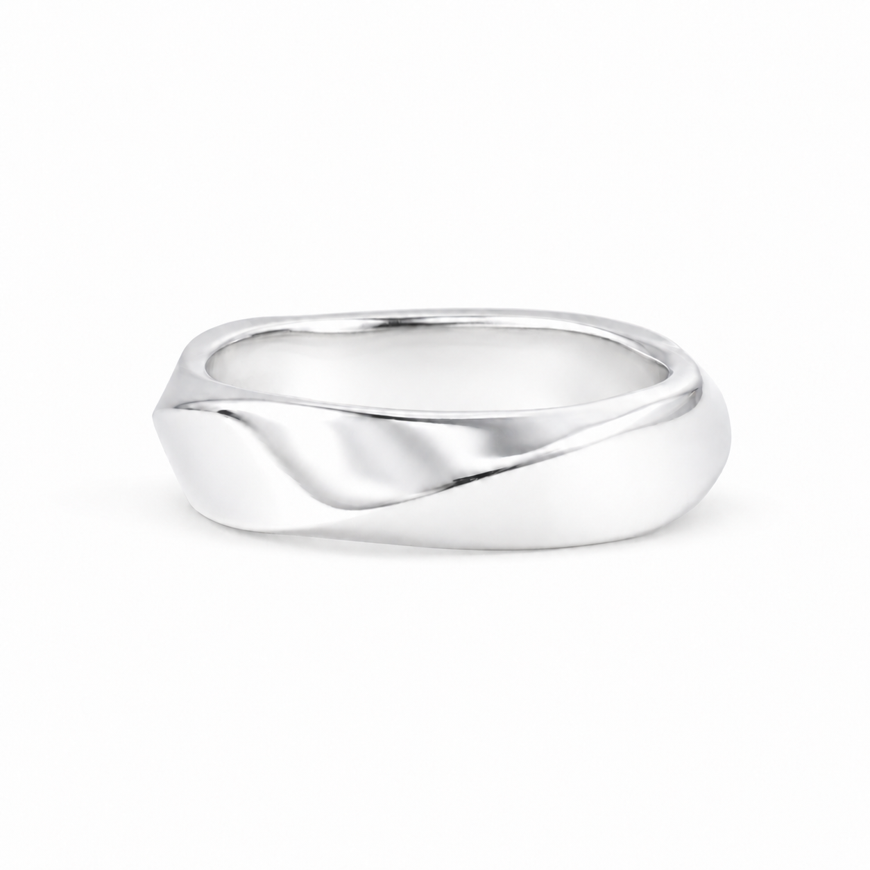 Roman & Co庐 Auralisse Wedding Band