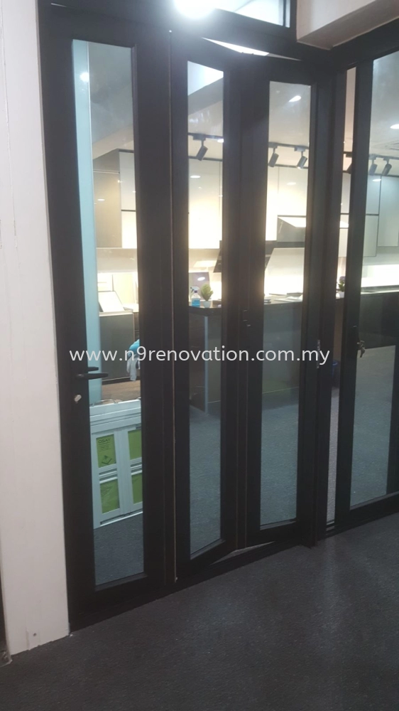 Aluminum Folding Door