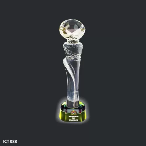 Exclusive Crystal Trophy - ICT 088