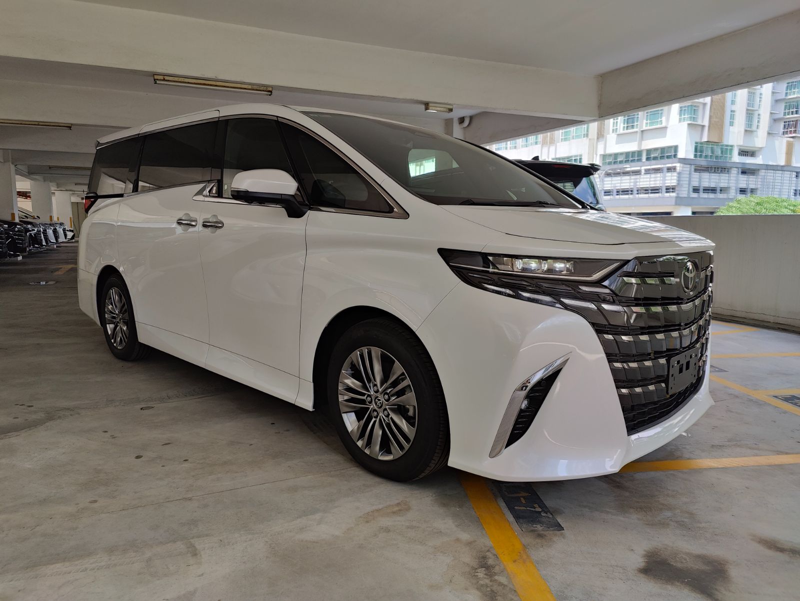 2025 TOYOTA ALPHARD 2.5 Z (9617)