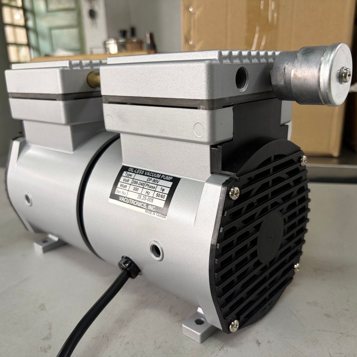 VACUTRONICS DP-90V Oil-less Vacuum Pump Repair & Service