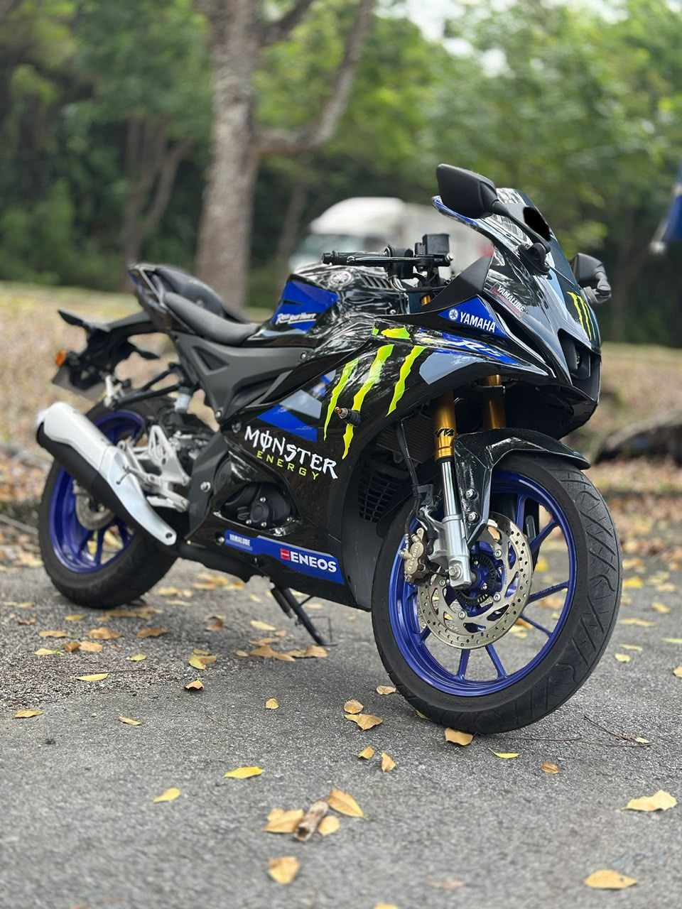 YAMAHA R15M