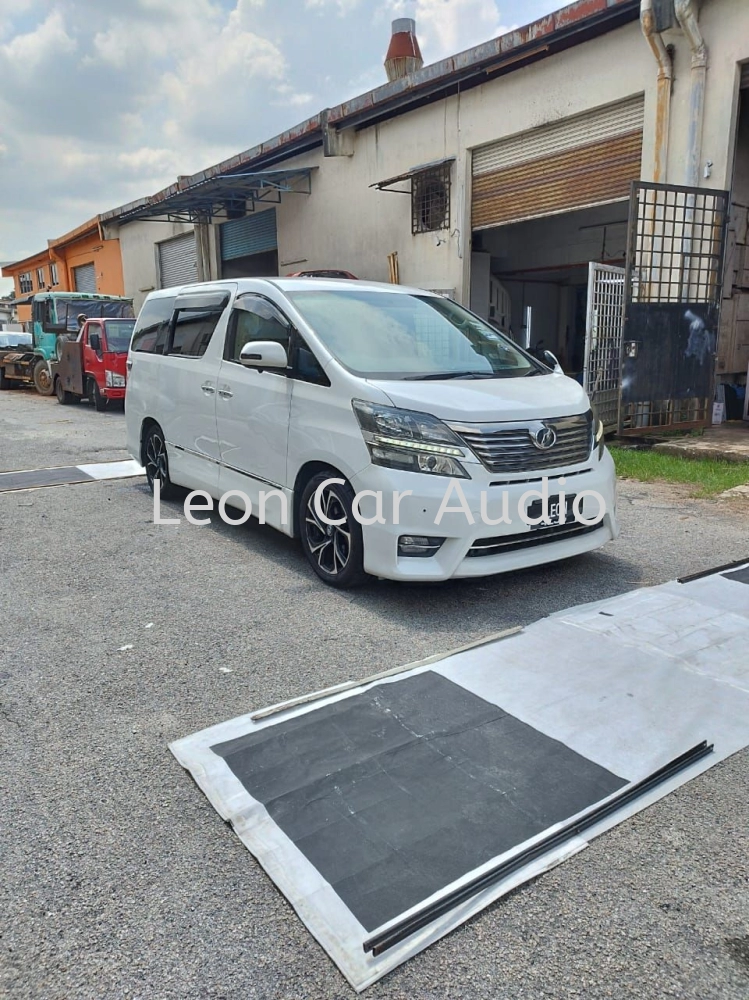 Toyota Vellfire Alphard anh20 OEM 10" fhd 2ram 32gb 8core DSP Wifi GPS USB 360 3D Panaromic DVR Player