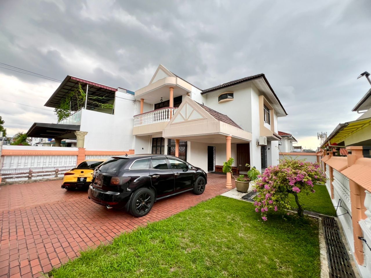 Rosmerah Heights @ Johor Jaya – Renovated Semi-D for Sale
