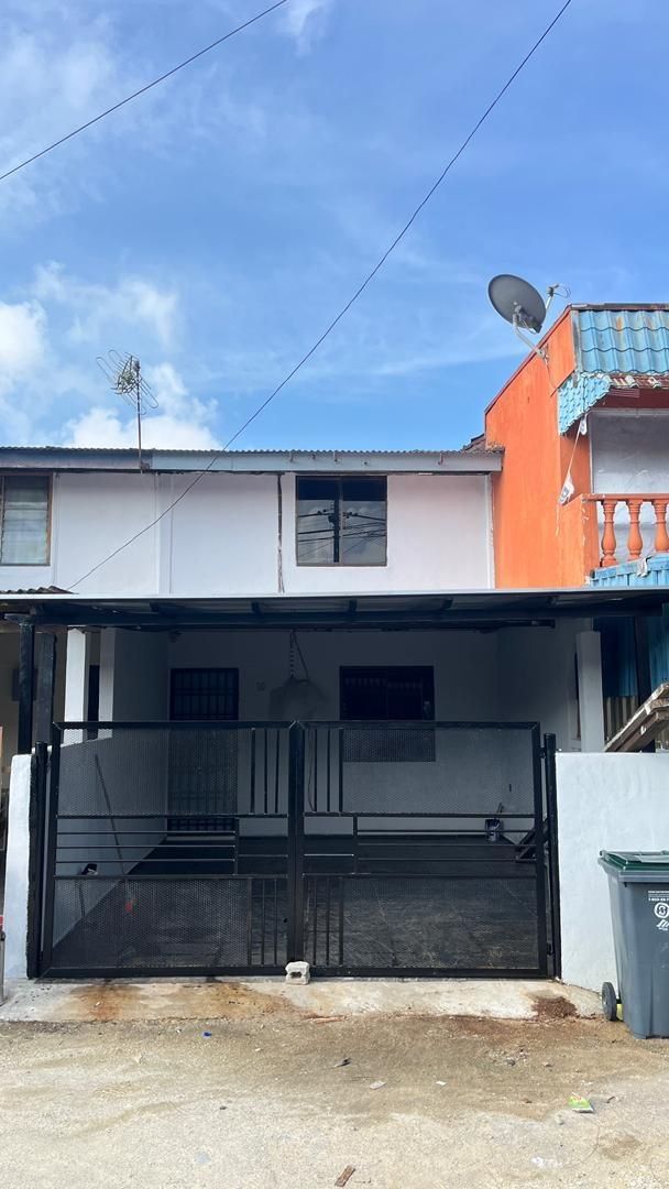 [FOR SALES] Taman Plentong Baru Double Storey Low Cost House 3bed Fully Renovated Masai Johor