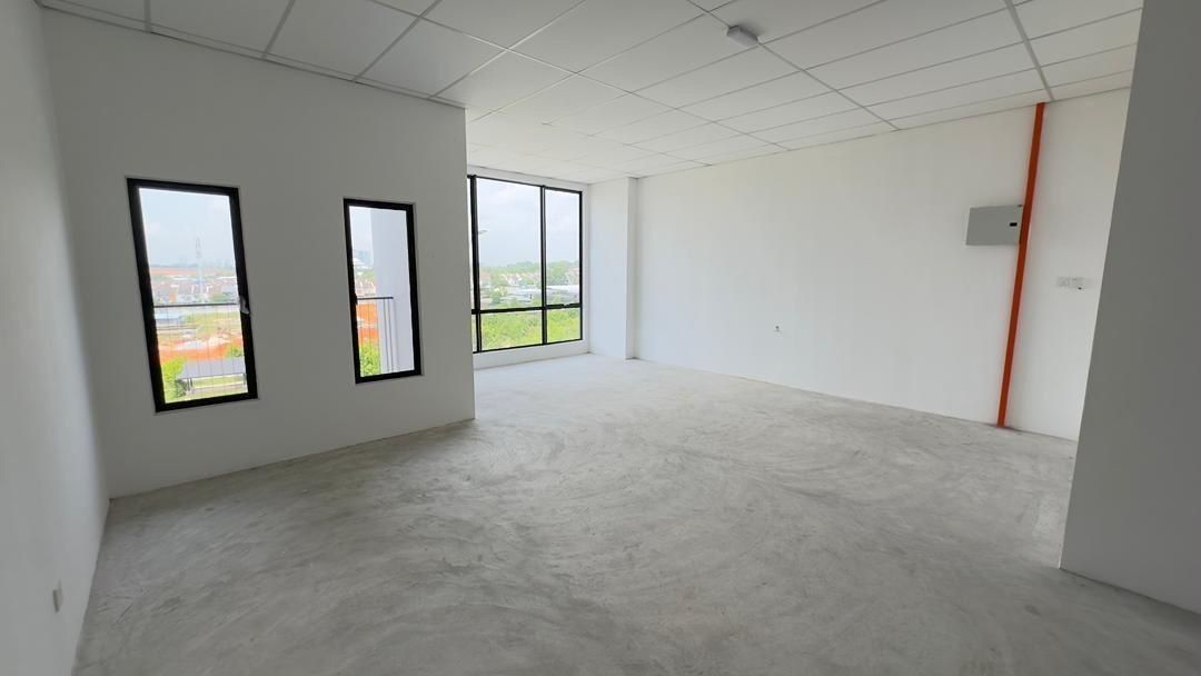 Jalan Jaya Putra 7, Bandar Jaya Putra @3 Storey Shoplot FOR RENT